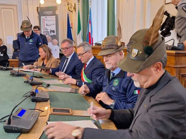 biella firma adunata