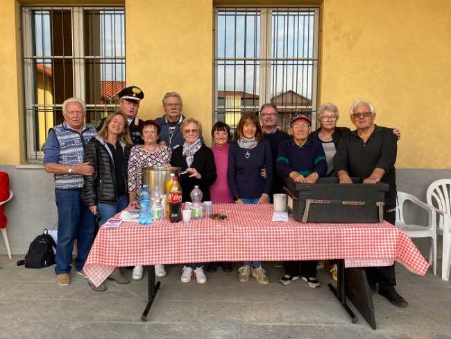 castagnata candelo con carabinieri