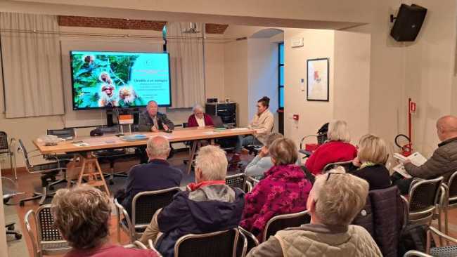 conferenza associazione castagno biellese