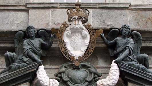 oropa portale basilica vecchia