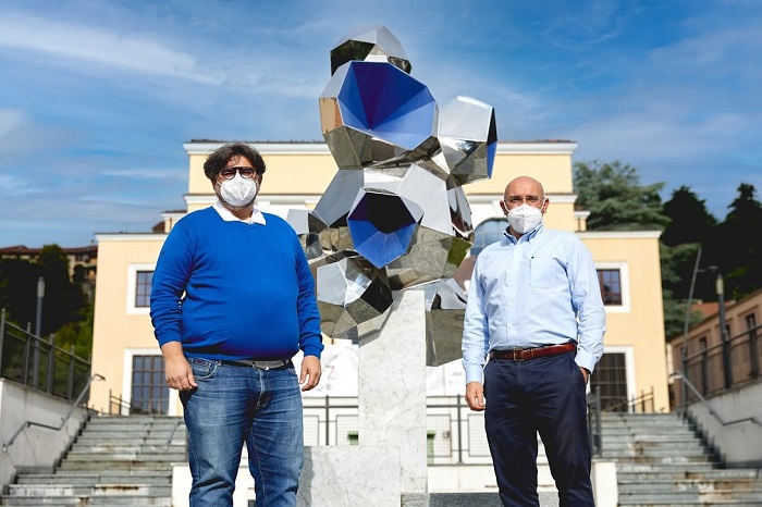 Aquamantio: l'opera di Daniele Basso, simbolo di unione e ripartenza, compie cinque anni
