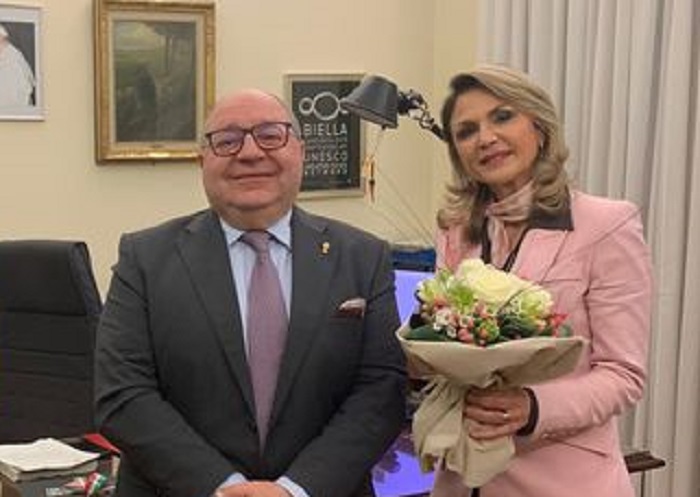 Il prefetto Silvana D'Agostino saluta i biellesi
