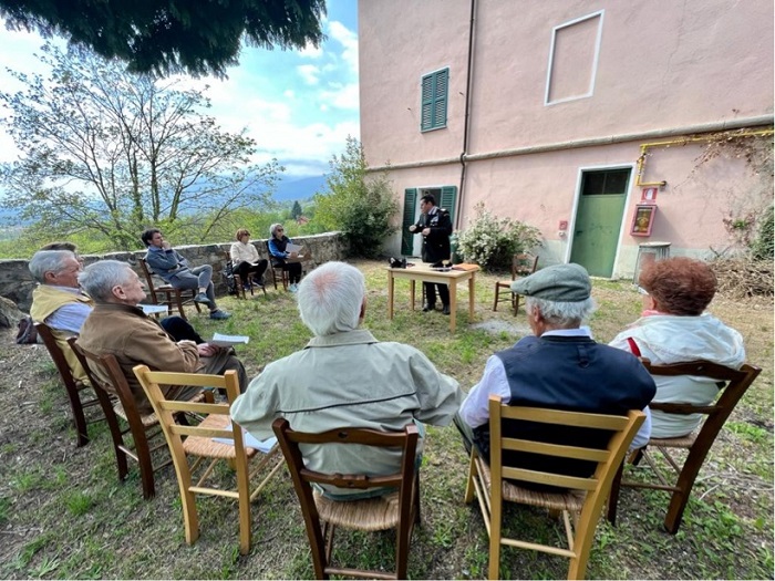 Incontri anti truffe nell'area verde