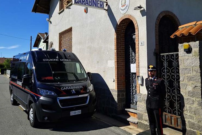 Stazione carabinieri di Vigliano chIusa per lavori, arriva la stazione mobile