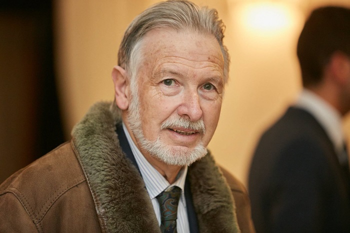 Avis in lutto per la scomparsa di Luigi Barbera
