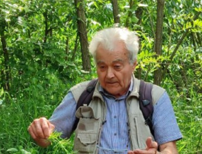 A Salussola camminata con l'erbolaro Mauro Vaglio