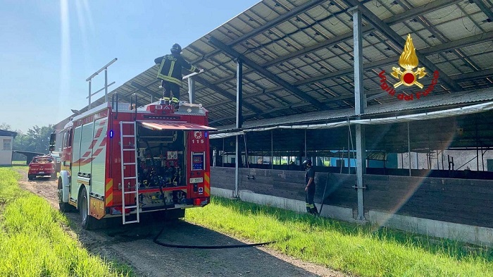 Impianto fotovoltaico a fuoco nel campo di Mottalciata