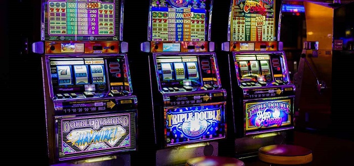 Minorenne nella sala slot, licenza sospesa e maxi multa al titolare