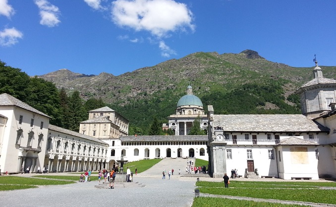 Riapre la basilica superiore del santuario di Oropa