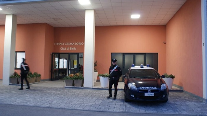 Il caso del tempio crematorio di Biella spostato a febbraio