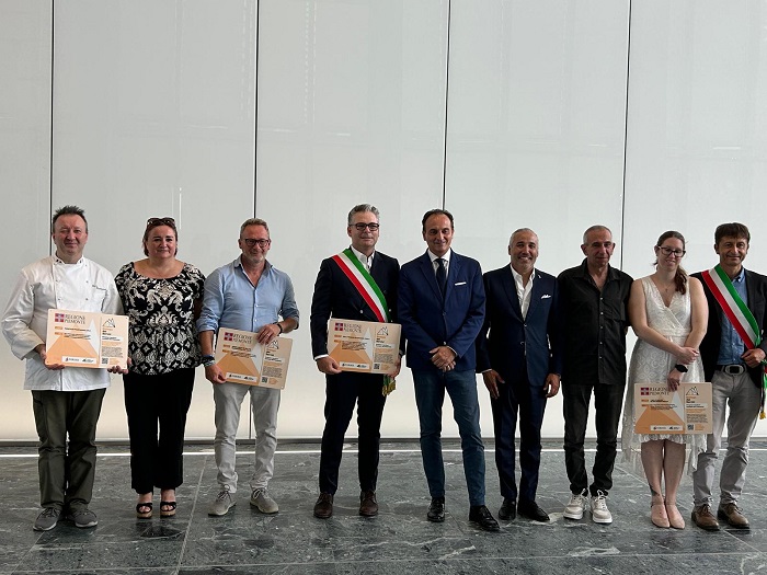 Botteghe dei servizi: premiate sei attività nel Biellese