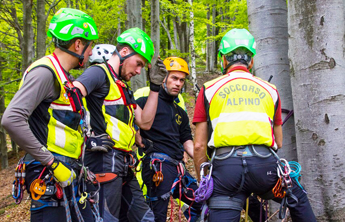 Infortunio sui monti di Oropa, donna recuperata dal Soccorso alpino